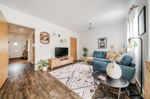 Lounge angle 2- click for photo gallery